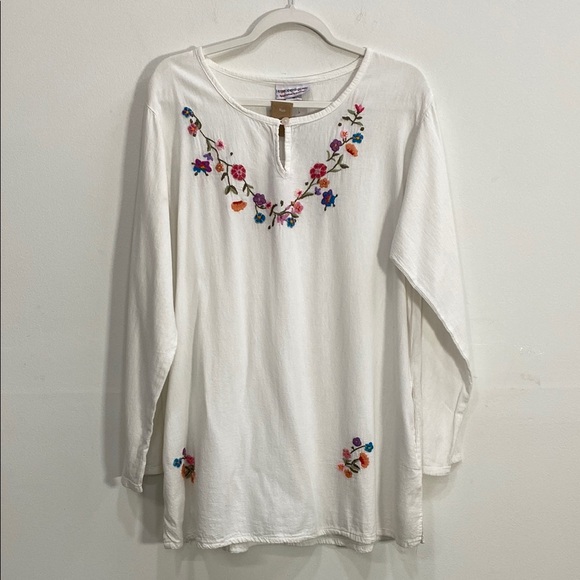 Embroidered  Designs Tops - Embroidered White Tunic Top
